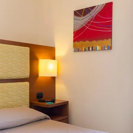 Tropis Hotel