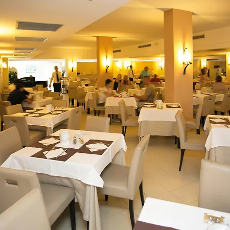 Tropis Отель