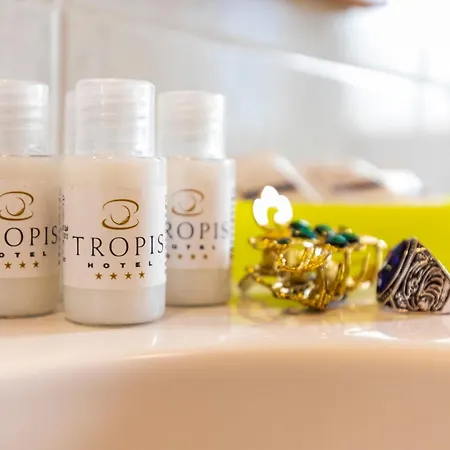 Tropis