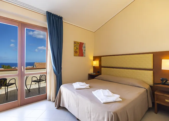 Hotel Tropis Tropea